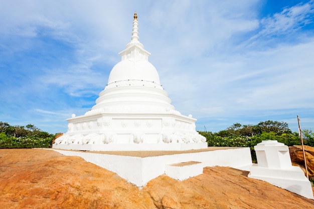 Temple Kirinda Viharaya, Tissamaharama