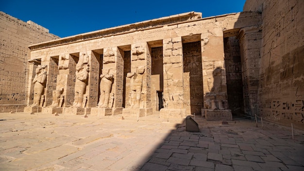 Temple de Médinet Habou Egypte Louxor Le temple funéraire de Ramsès III à Médinet Habou Egypte