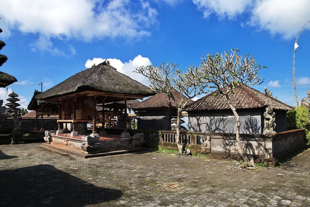 Temple Pura Besakih sur l'île de Bali, Indonésie