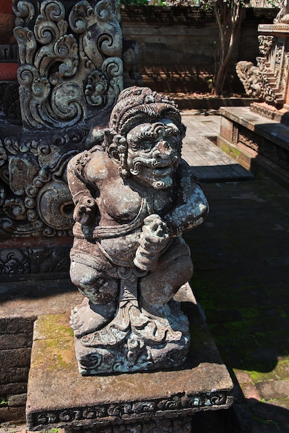 Photo temple d'ubud sur l'île de bali, indonésie