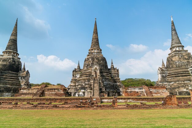 Temple Wat Phra Sri Sanphet dans l'enceinte du parc historique de Sukhothai, site du patrimoine mondial de l'UNESCO à Ayutthaya, Thaïlande