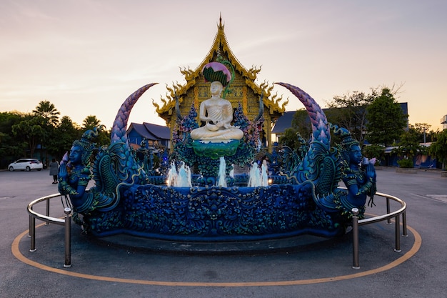 Temple Wat Rong Sua Ten