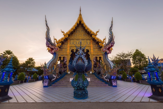 Temple Wat Rong Sua Ten