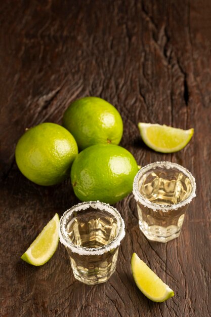 Tequila au citron vert et sel