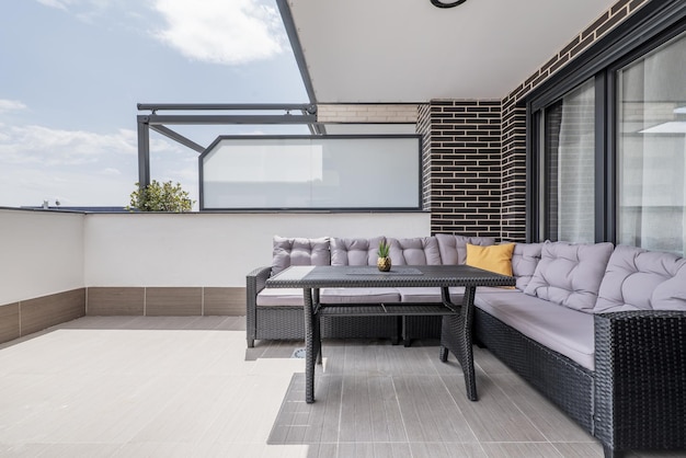 Terrasse solarium d'une maison avec parquet