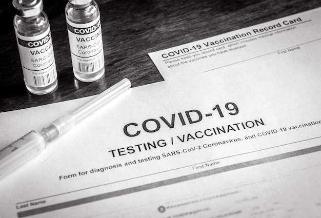 Test COVID19 et formulaire médical de vaccin en clinique