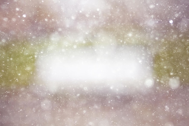 Texture de chutes de neige de flocons de neige sur fond flou