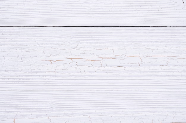 Texture du bois blanc avec motif rayé naturel pour le fond