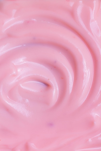 La texture du yogourt à la fraise