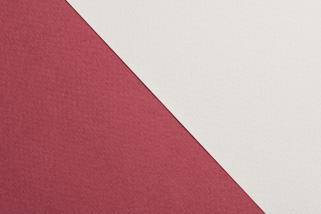 Texture de papier de fond de papier kraft rugueux rouge bordeaux couleurs blanches Maquette avec espace de copie pour textxA