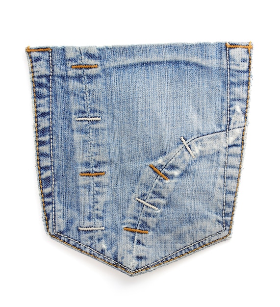 Texture de poche bleu jeans sur fond blanc