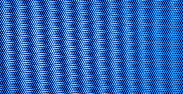 Texture de treillis métallique noir et bleu avec des cellules diagonales