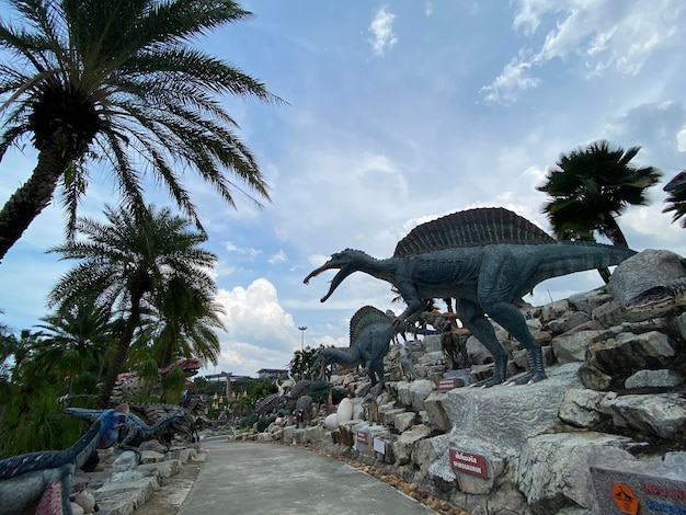 THAÏLANDE PATTAYA Chonburi 17 novembre 2022 Nongnooch Garden Pattaya DINOSAUR VALLEY Animal Kingdom