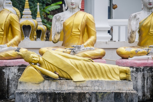 thai bouddha image sommeil