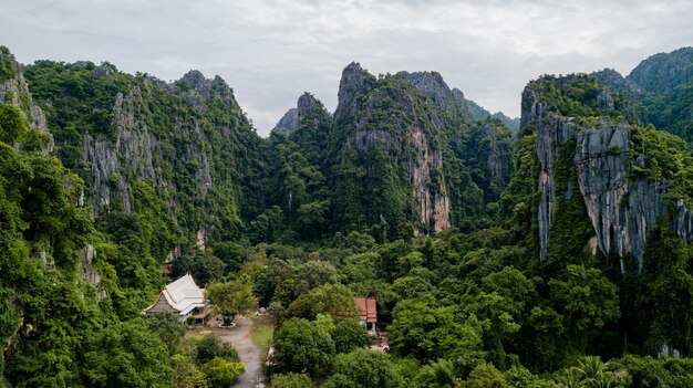 Photo thaïlande voyage montagne depuis drone