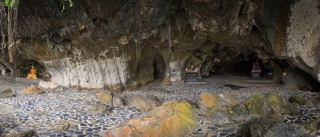 Tham Kaew Surakan (grotte Kaeow Sarakan) Nakhon si thammarat, Thaïlande