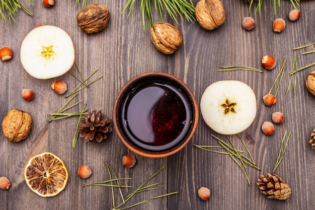 Thé chaud de Noël. Humeur du nouvel an