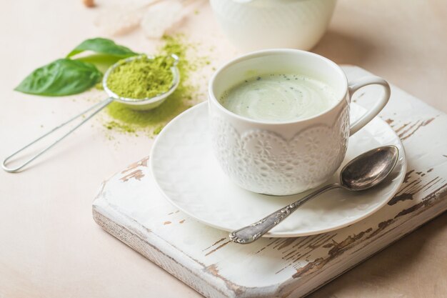 Thé vert matcha latte