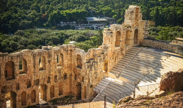 Théâtre antique de Dionysos Athènes Grèce vue de dessus du musée de l'Acropole