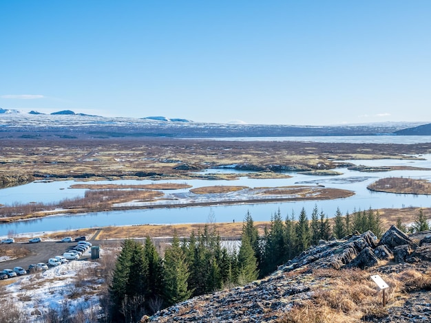 Thingvellir en Islande est la frontière entre la plaque nord-américaine et la nature unique de la plaque eurasienne