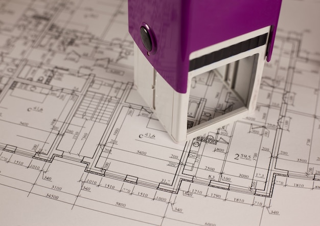 Timbre sur le plan du fond de la maison