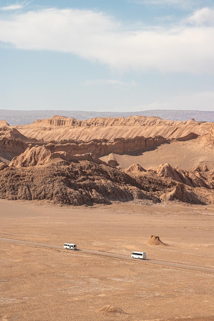 Tir vertical de dunes de sable dans la vallée de la mort San Pedro de Atacama Chili