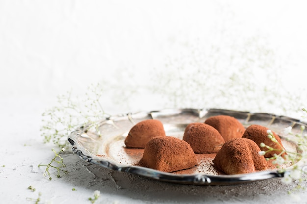 Tiramisu bonbons à la main