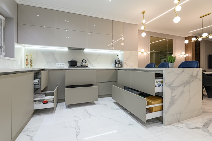 Photo tiroirs ouverts au mobilier de cuisine blanc moderne