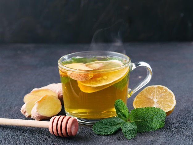 Tisane au gingembre menthe et citron