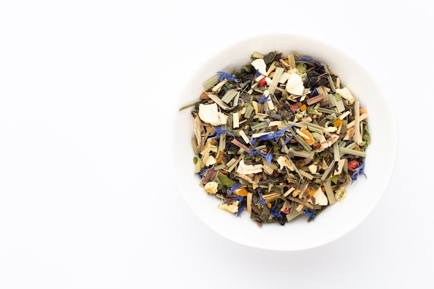 Tisane sur fond blanc