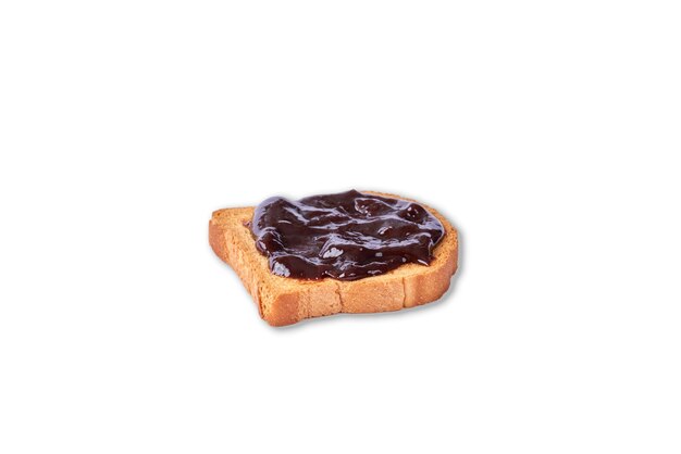 Toast avec de la confiture de prune sur le fond blanc