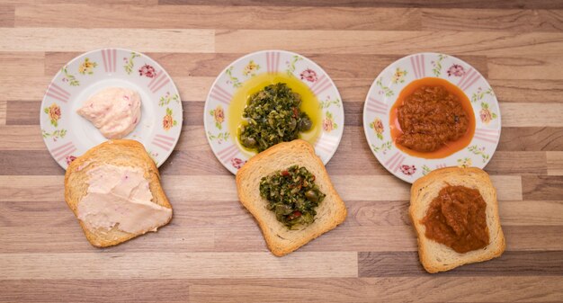 Photo toast avec du pâté