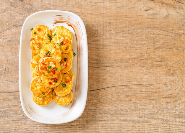 tofu aux oeufs doux et frit à l&#39;ail