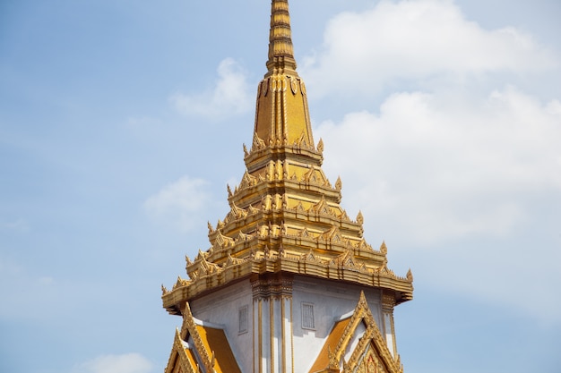 Toit de temple thaïlandais.