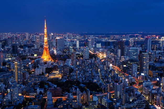 Tokyo Tower la nuit