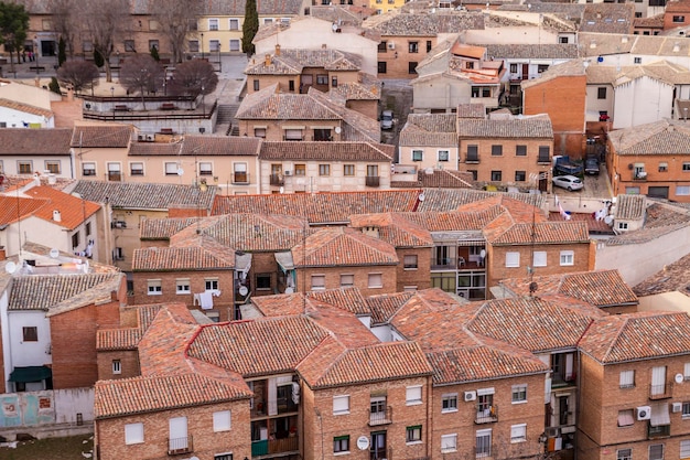 Tolède, ville impériale. Vue du mur, toit de la maison