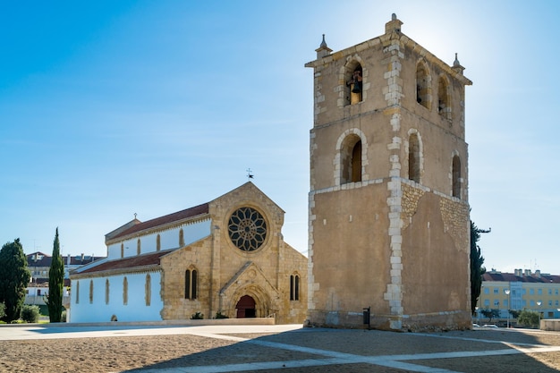 TOMARPORTUGAL 24 OCTOBRE 2017 Vue du matin d'octobre de l'église de Santa Maria do Olival à Tomar Portugal
