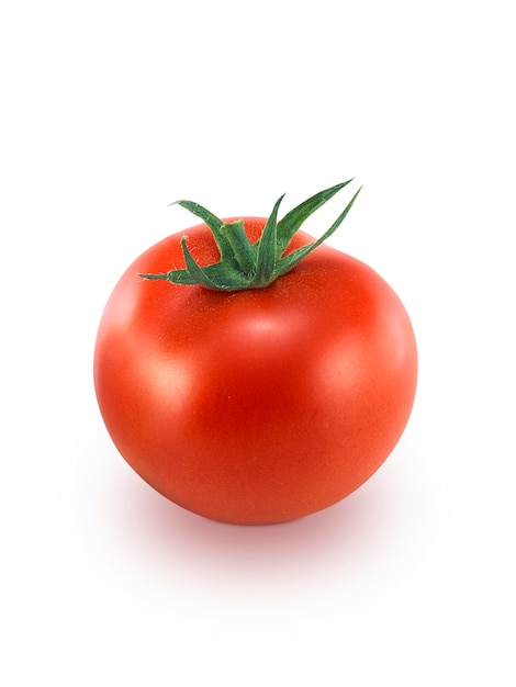 Tomate isolée sur fond blanc