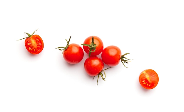 Tomates cerises en isolement