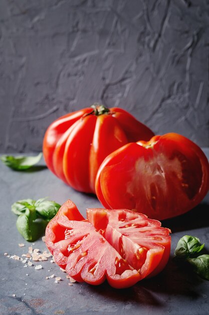 Tomates Coeur De Boeuf. Tomate au bifteck