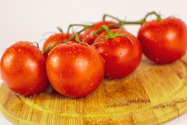 Photo tomates mouillées