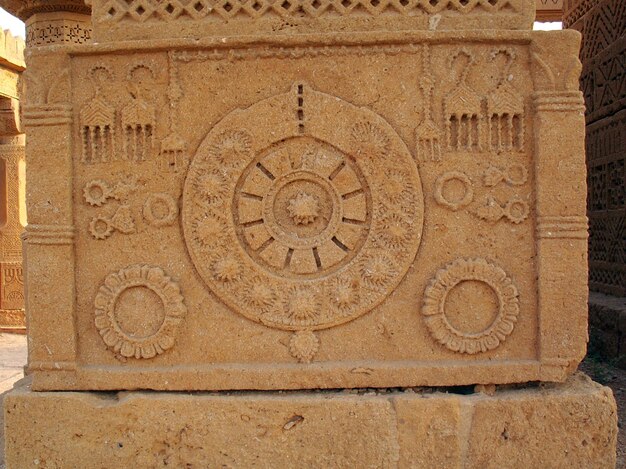 Photo les tombes de chaukundi à karachi, au pakistan