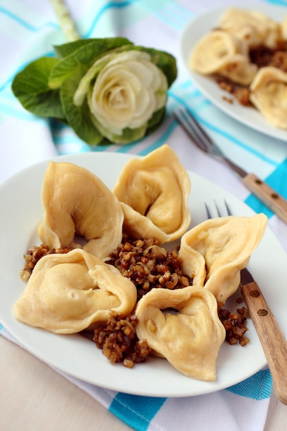 Tortellonis aux pommes de terre et aux champignons