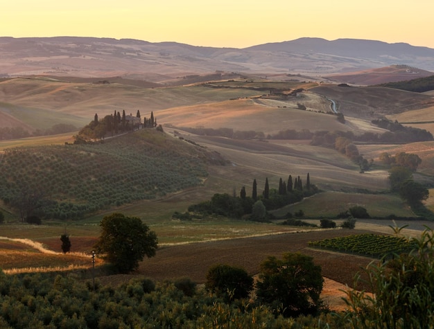 Toscane lever du soleil campagne Italie