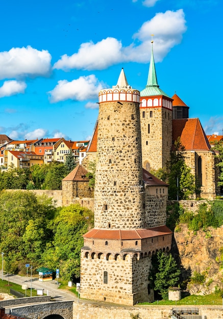 Tour Alte Wasserkunst et église Michaeliskirche à Bautzen Saxe, Allemagne