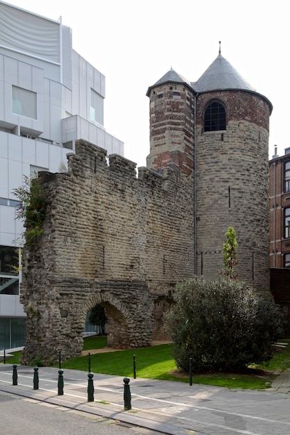 Tour Anneessens à Bruxelles