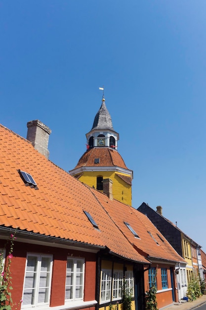 Tour et bâtiments historiques de la ville de Faaborg au Danemark