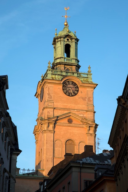 Tour de l'église Storkyrkan sur l'île de Gamla Stan à Stockholm, Suède