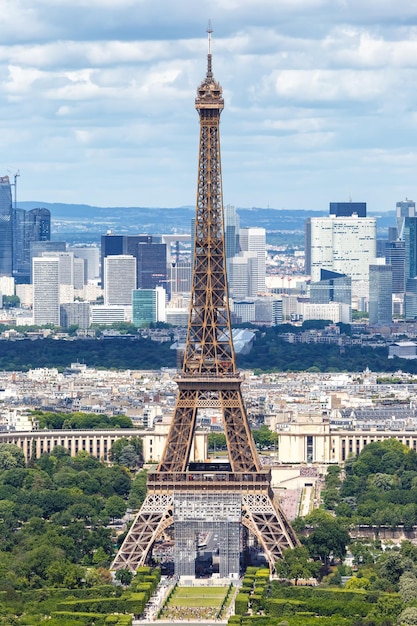 Tour Eiffel de Paris voyage voyage format portrait historique d'en haut en France