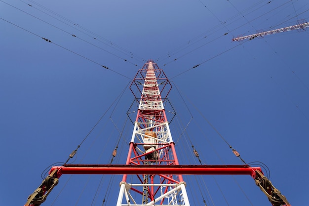 Tour d'émetteur radio Liblice la plus haute construction en République tchèque